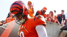 Joe Burrow apunta a perderse la mitad de la temporada por lesión