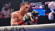 Para Chávez Jr. Canelo estaba disminuido físicamente