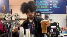 El empleado del Man City fue despedido por usar la del United