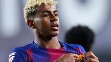 Hansi Flick confirma la baja de Lamine Yamal para el debut del Barcelona en Champions League