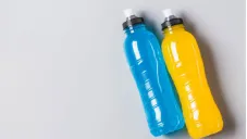 Golpe a la cruda: Cobrarán impuestos a electrolitos orales