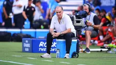 Bielsa actualmente dirige a la Selección de Uruguay