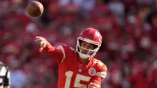 Patrick Mahomes hace historia con pase de TD ante Baltimore
