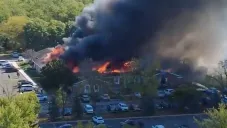 Tiroteo e incendio en Iglesia de Michigan deja varias víctimas; el atacante fue abatido
