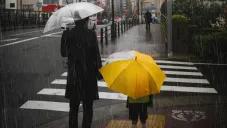 Se están rompiendo récords de inundaciones en la capital por el intenso clima.