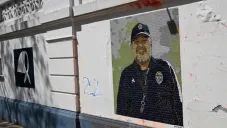 Atacan mural de Maradona en La Plata, Argentina