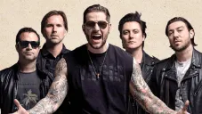 El vocalista debe tener más días de reposo, por eso cambiaron las fechas de su gira por AL.