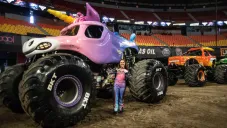 El Palacio de Deportes es la sede para esta cita con camionetas de 5 toneladas.