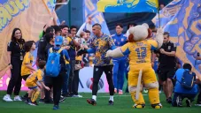 Tigres rinde homenaje a Nahuel Guzmán