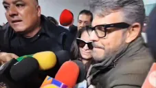 Todo un caos se hizo a la llegada de Derbez al AICM.