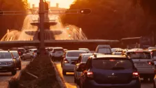 ¡Aguas con el volante! Estos autos NO circulan el sábado 22 de noviembre en CDMX y Edomex