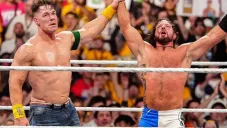 John Cena sorprendió a AJ Styles con emotiva presentación en Crown Jewel