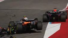 Caos en Austin para McLaren: Norris y Piastri chocan y quedan fuera en la sprint