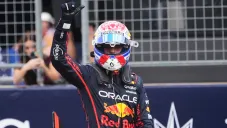 Verstappen se llevó una victoria contundente este sábado