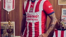 Chivas estaría dejando de vestir Puma después del Mundial