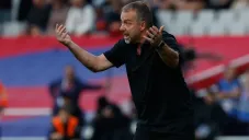 Flick no podrá estar presente en el banquillo para el Clásico