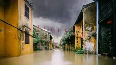 Pago de 100 mil pesos a damnificados por inundaciones: Requisitos y calendario