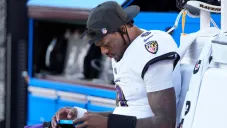 Lamar Jackson regresa a los entrenamientos y apunta a jugar en la Semana 8 con los Ravens