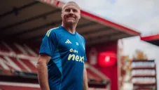 Nottingham Forest vuelve a cambiar de entrenador: Sean Dyche toma el mando en plena crisis