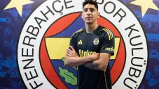 Edson Álvarez recibe curioso apodo