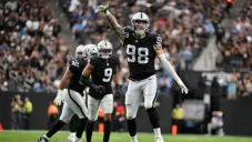 Maxx Crosby en juego