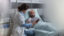 La propuesta contempla protocolos médicos, comités éticos y acompañamiento psicológico.