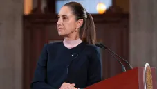 Sheinbaum se opone a cancelación de rutas del AIFA a Estados Unidos: “A México se le respeta”