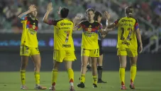 América Femenil realiza dinámica con Red Bull
