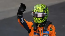 Norris gana el Gran Premio de Brasil, en épica remontada de Verstappen
