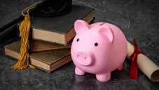 Beca Gertrudis Bocanegra: a quiénes beneficiará y cómo funcionará el nuevo apoyo educativo