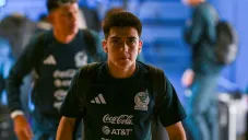 Gilberto Mora acapara reflectores en entrenamiento