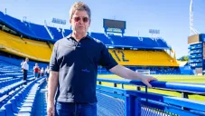 ¡Bíblico! Noel Gallagher visita La Bombonera previo a concierto de Oasis en Argentina