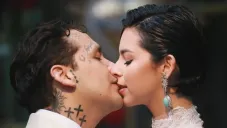 Christian Nodal genera polémica por comentario sobre su boda religiosa con Ángela Aguilar: &quot;Lo bueno es que con la misma&quot;
