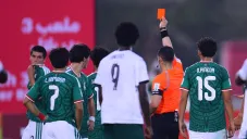 Carlos Cariño habló sobre la expulsión sobre Navarro