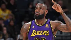 LeBron James apunta a debutar esta temporada