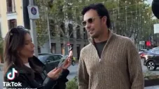 ¡Avisen! Mujer entrevista a Checo Pérez sin saber quien era