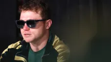 Padre de David Benavidez revienta al Canelo Álvarez: &quot;Está acabado&quot;