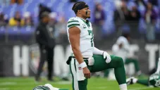 Justin Fields se sorprende por ser suplente en Jets y cree tener nivel para ser titular en la NFL
