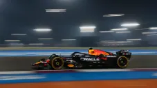 Verstappen ganó el Gran Premio de Qatar y buscará el título en Abu Dhabi