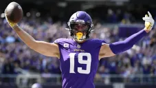 Adam Thielen llega a reforzar la ofensiva de los Steelers