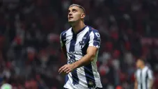 Germán Berterame hace fuertes reclamos a Torrent en pleno partido vs Toluca