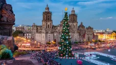 ¿Cuándo encienden el alumbrado navideño del Zócalo en CDMX?