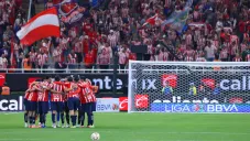 ¿Limpia en Chivas? Estos tres jugadores no viajarán a pretemporada con el Rebaño