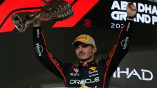 Max Verstappen confirma nuevo número para Temporada 2026: "será el 3"