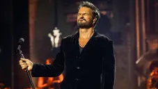 Ricardo Arjona: De El Bar 'El Chato' al Estadio Azteca