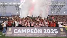 Estudiantes se coronó con el Trofeo de campeones tras remontarle a Platense
