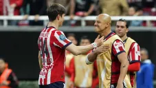 ‘Chicharito’ fue clave para el buen momento de la ‘Hormiga’ González, asegura Efraín Flores