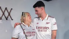 Defienden a Declan Rice por críticas a su novia