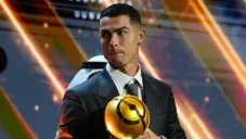 Nadie se quedó sentado: La primera fila de los Globe Soccer Awards se rinde ante la llegada de Cristiano Ronaldo