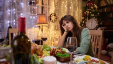 ¿Por qué el fin de año provoca tristeza en algunas personas? Esto explican los psicólogos